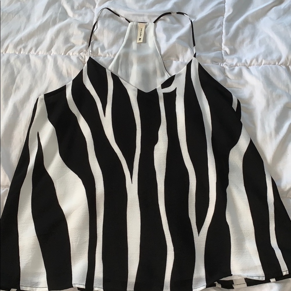 Tyche v-neck tank top